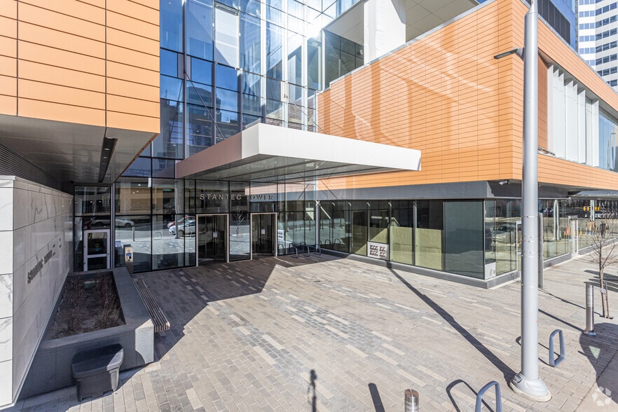 10220 103rd Ave NW, Edmonton, AB for lease - Building Photo - Image 3 of 9