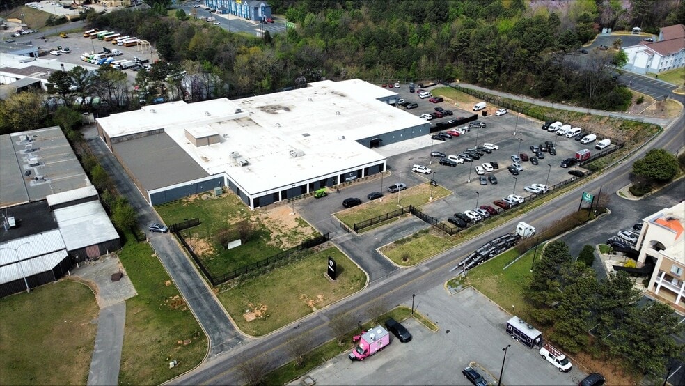 190 Vulcan Rd, Birmingham, AL for sale - Building Photo - Image 2 of 6