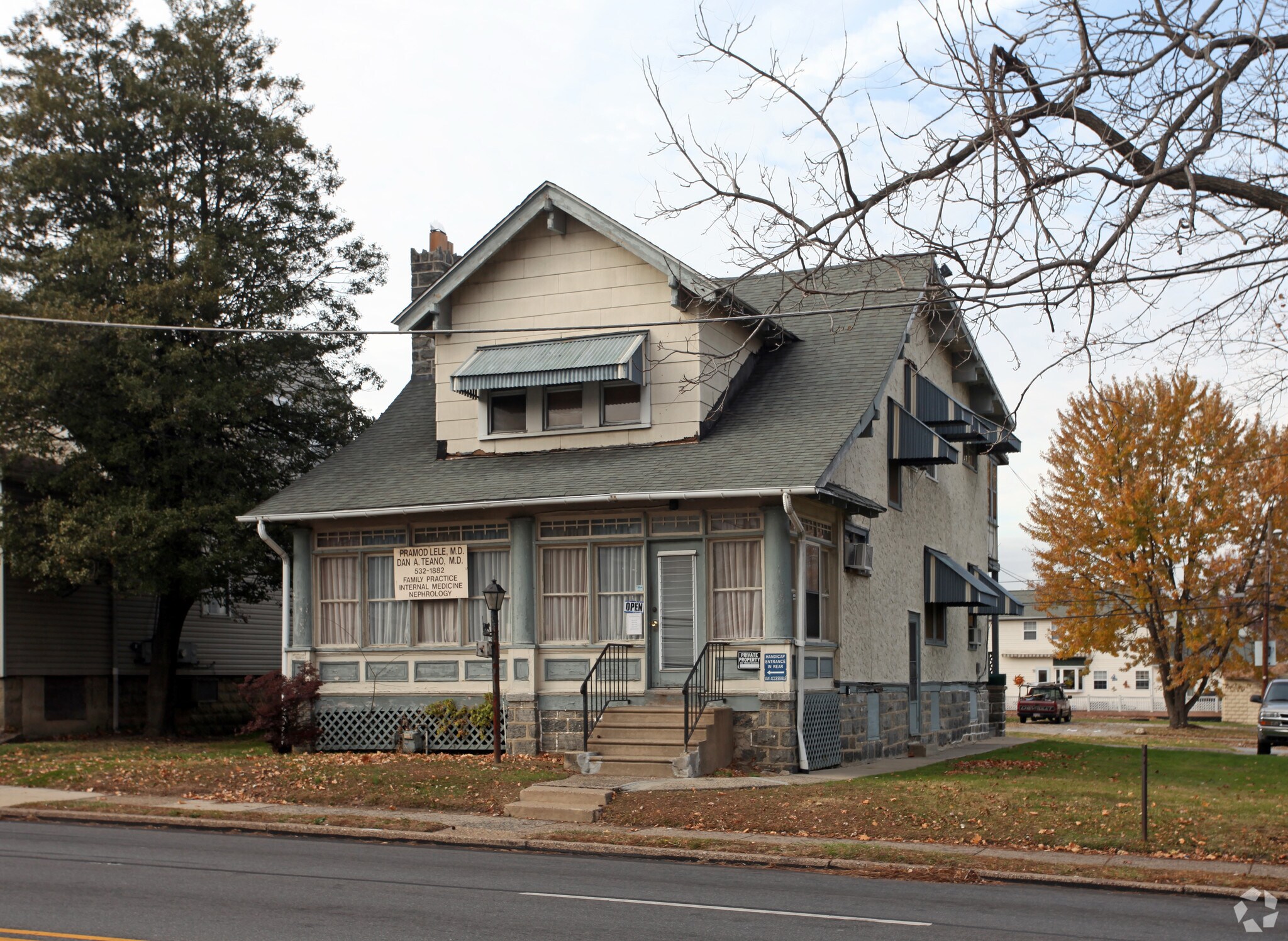 2325 Macdade Blvd, Holmes, PA for sale Primary Photo- Image 1 of 1