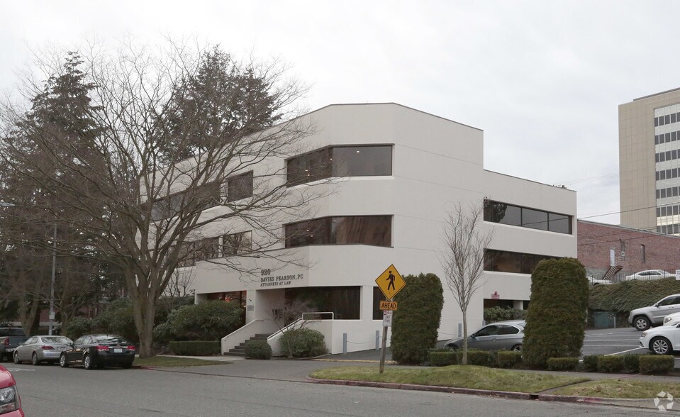 920 Fawcett Ave, WA 98402