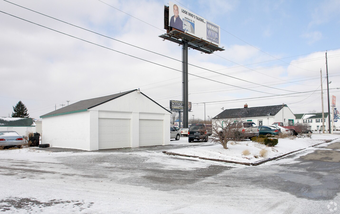 2711 Morse Rd, Columbus, OH 43231