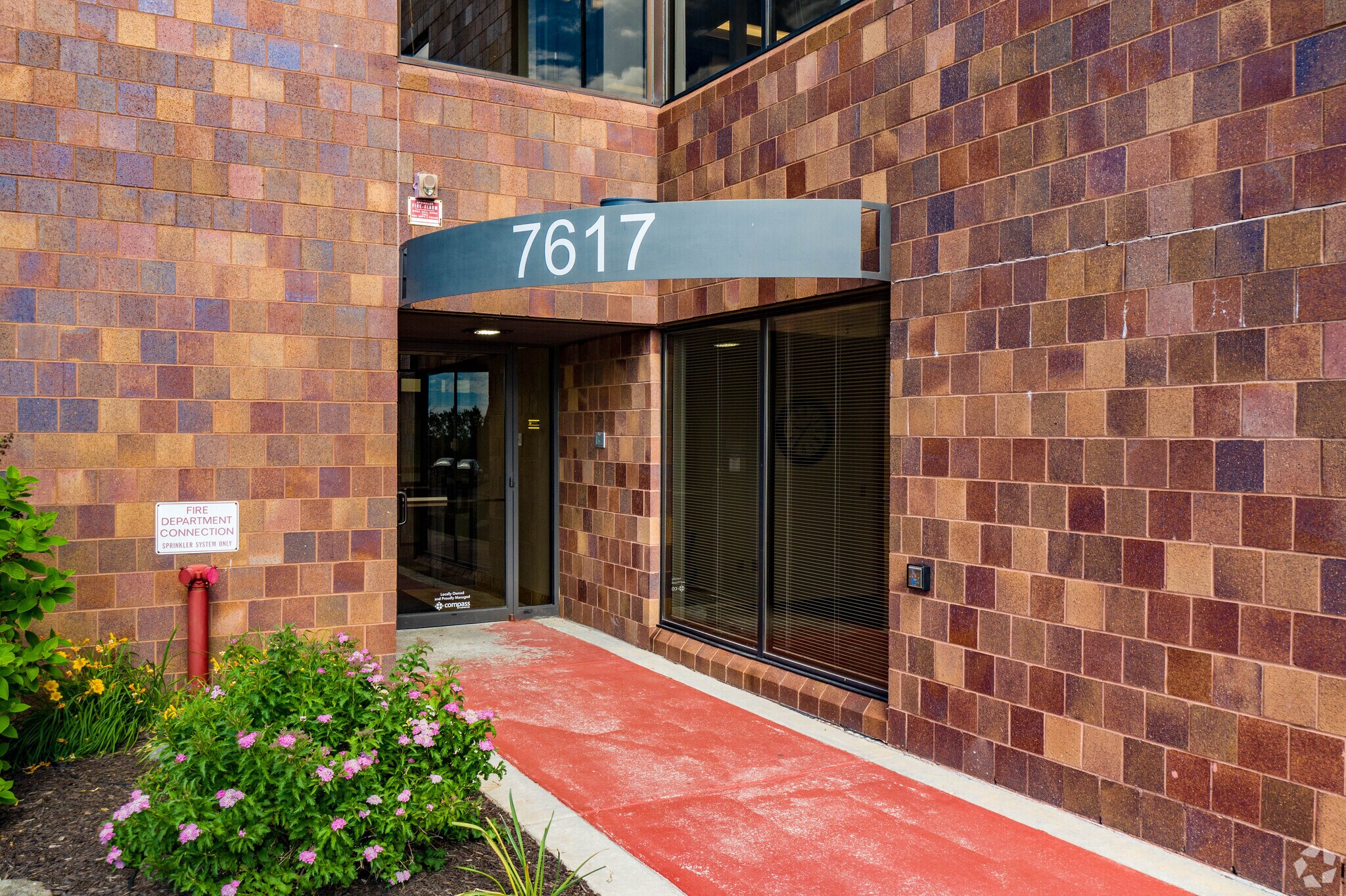 7617 Mineral Point Rd, Madison, WI 53717 High Point Plaza