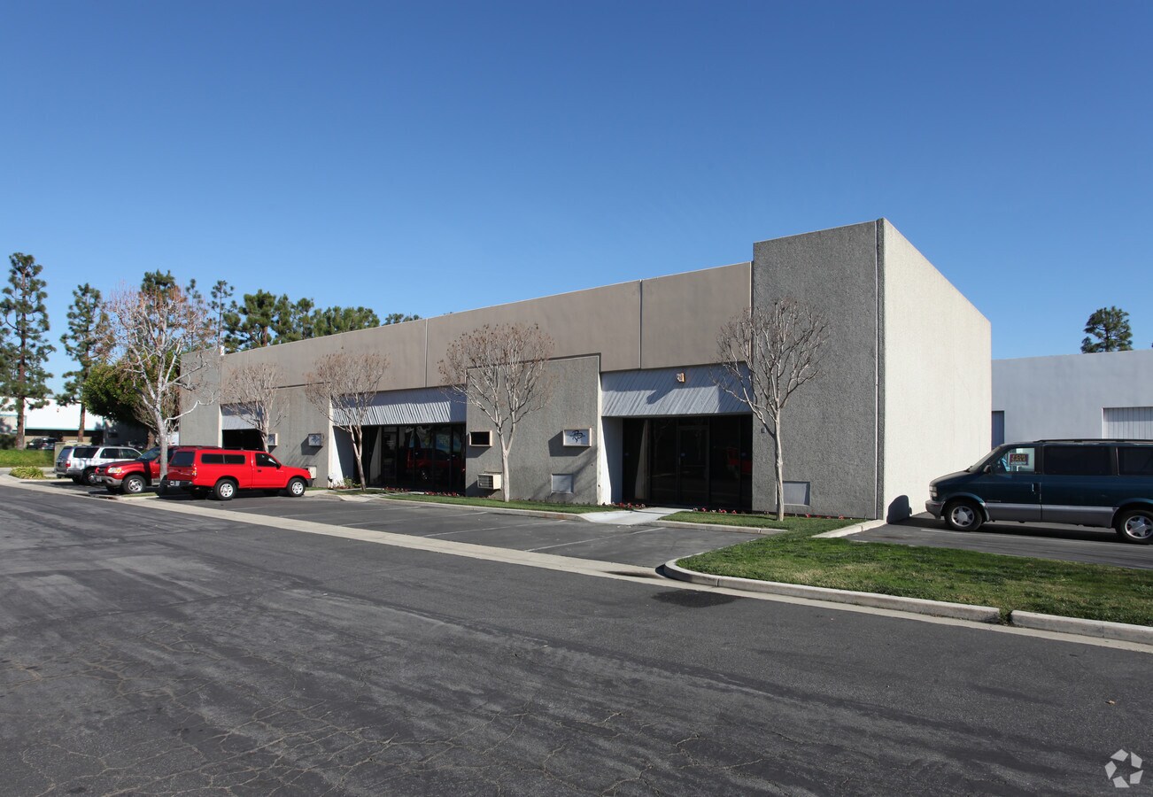 2026720275 Paseo Del Prado St, Walnut, CA 91789