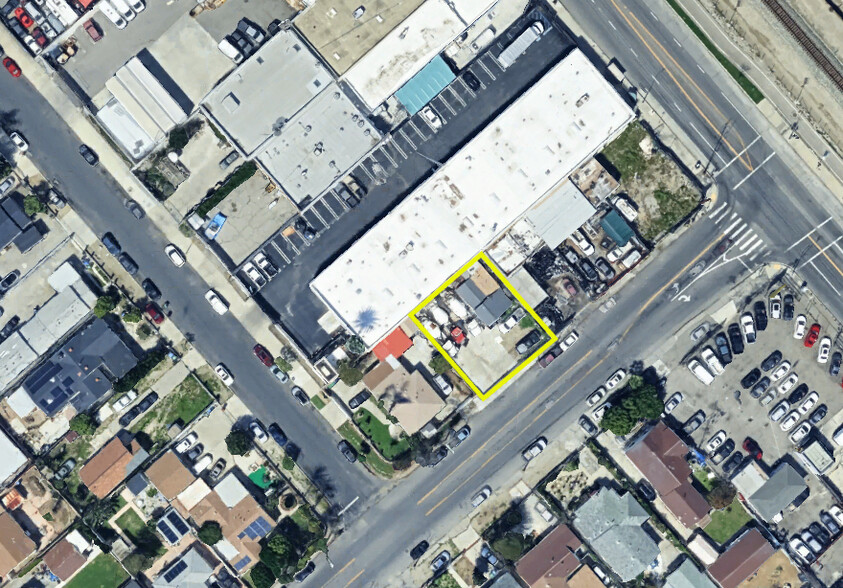 13019 Terra Bella St, Pacoima, CA for sale - Building Photo - Image 3 of 8