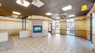 5765 Commercial St SE, Salem, OR for lease Matterport 3D Scan- Image 1 of 8