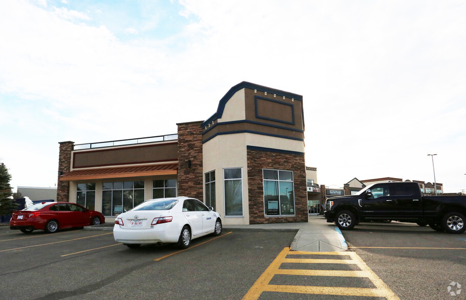 3215 49 Ave, Red Deer, AB for lease - Building Photo - Image 2 of 52