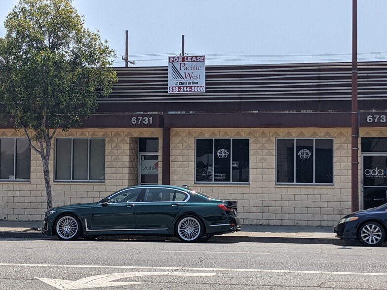 6725-6739 San Fernando Rd, Glendale, CA for lease - Building Photo - Image 1 of 11