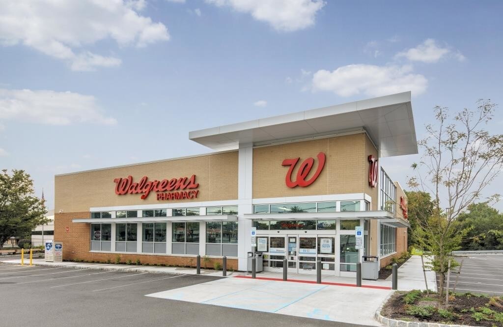 100 E McMurray Rd, McMurray, PA for sale Building Photo- Image 1 of 1