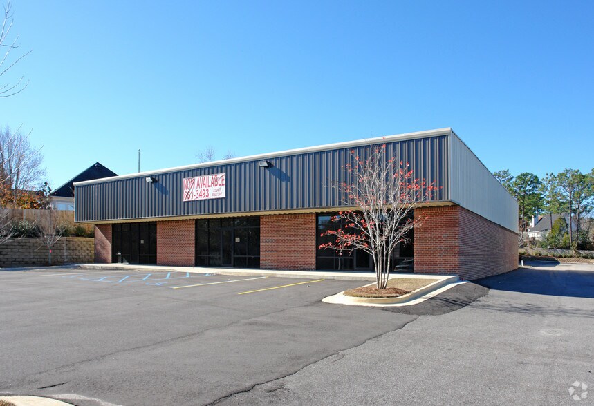 3456 Hillcrest Rd, Mobile, AL 36695