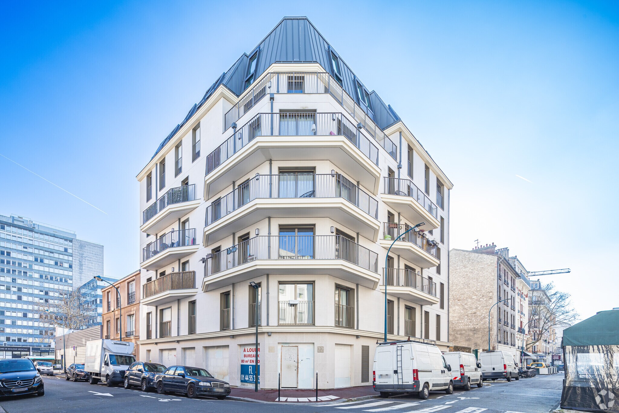 Rue Martissot, Clichy for sale Primary Photo- Image 1 of 1