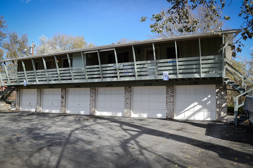 Heights at Sunset Park portfolio of 2 properties for sale on LoopNet.com - Primary Photo - Image 1 of 30