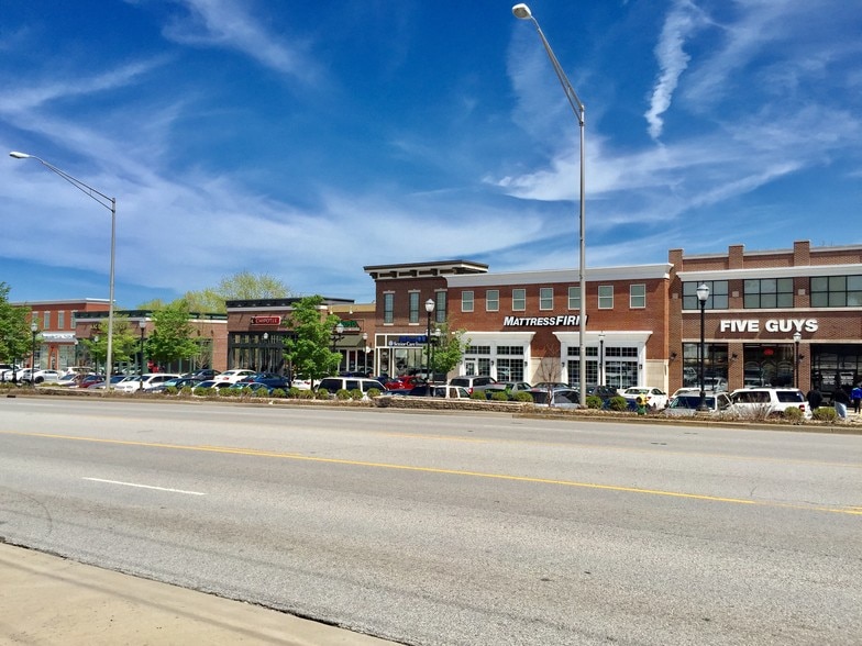 8224 Calumet Ave, Munster, IN for lease - Building Photo - Image 2 of 26