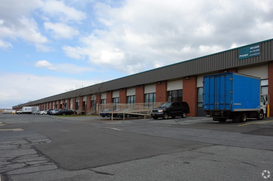 3361 75th Ave, Landover, MD for lease - Building Photo - Image 2 of 7