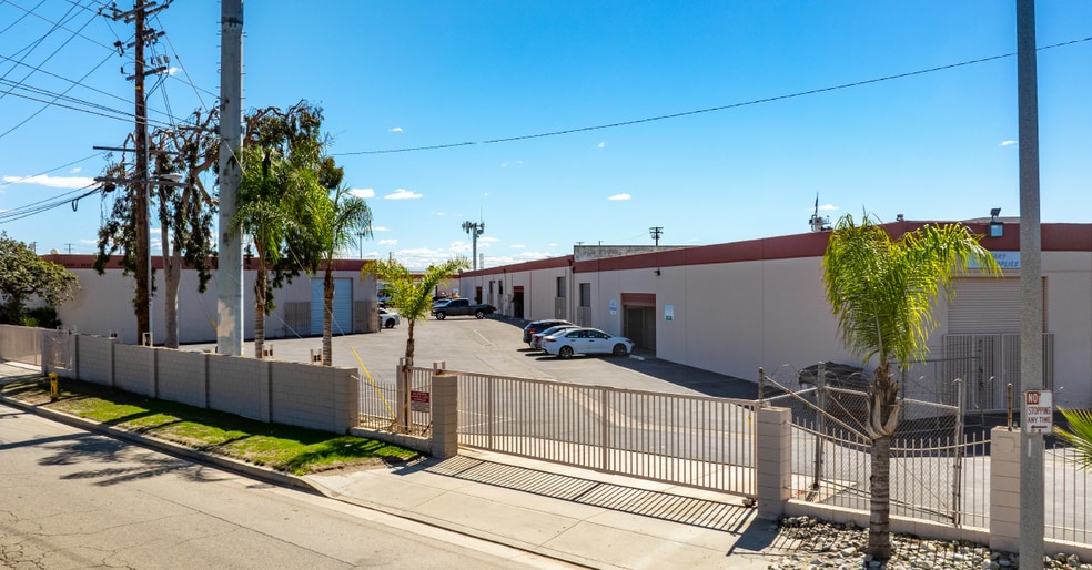 1400-1410 Arrow Hwy, Irwindale, CA for lease - Building Photo - Image 3 of 6