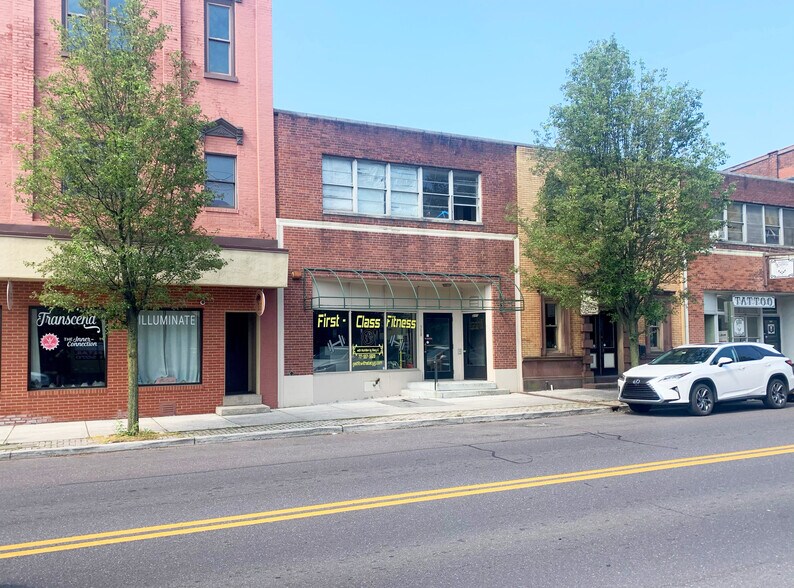 308 Bridge St, New Cumberland, PA for sale - Primary Photo - Image 1 of 1