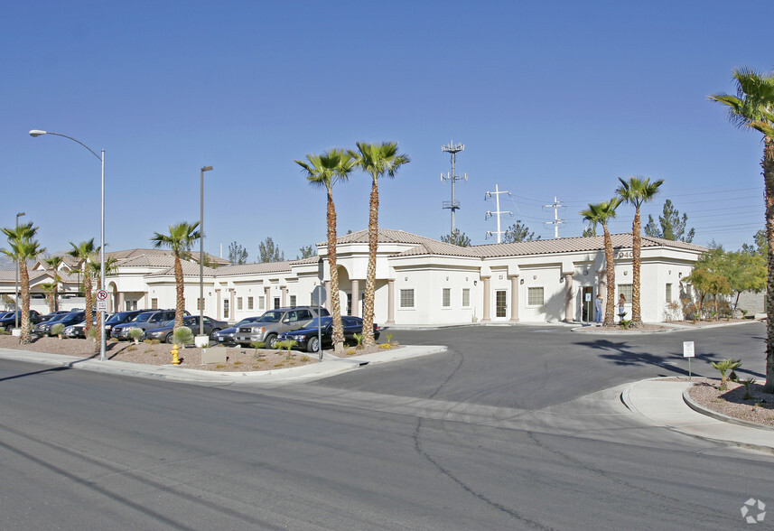 7040 Laredo St, Las Vegas, NV for lease - Building Photo - Image 2 of 2