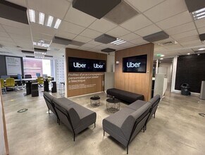 70 Avenue Victor Hugo, Aubervilliers for lease Interior Photo- Image 2 of 15