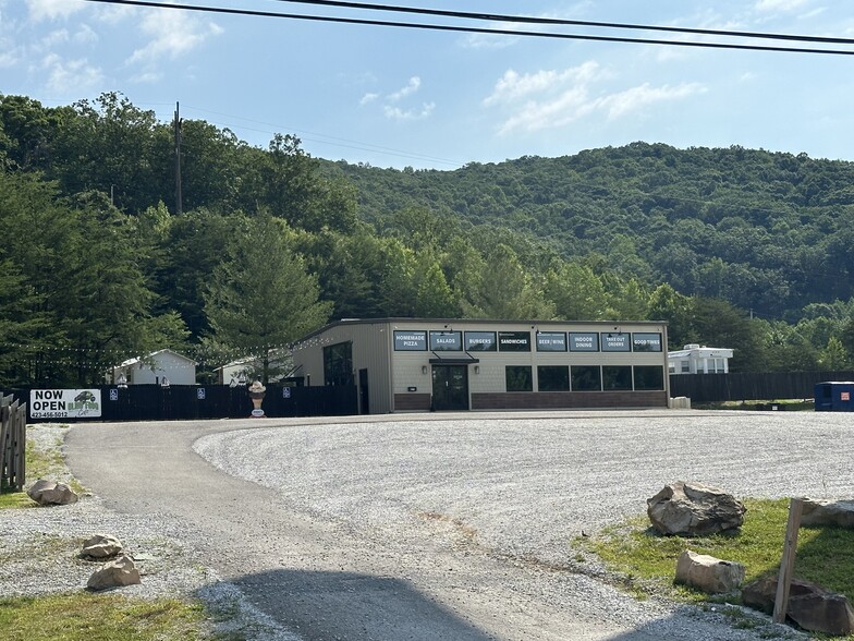 277 Luther Seiber Blvd, Pioneer, TN for sale - Building Photo - Image 2 of 49