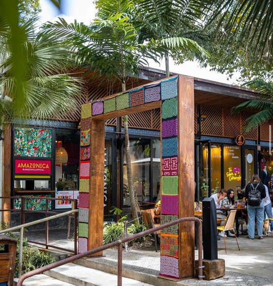 5040 NE 2nd Ave, Miami, FL for lease - Building Photo - Image 1 of 7
