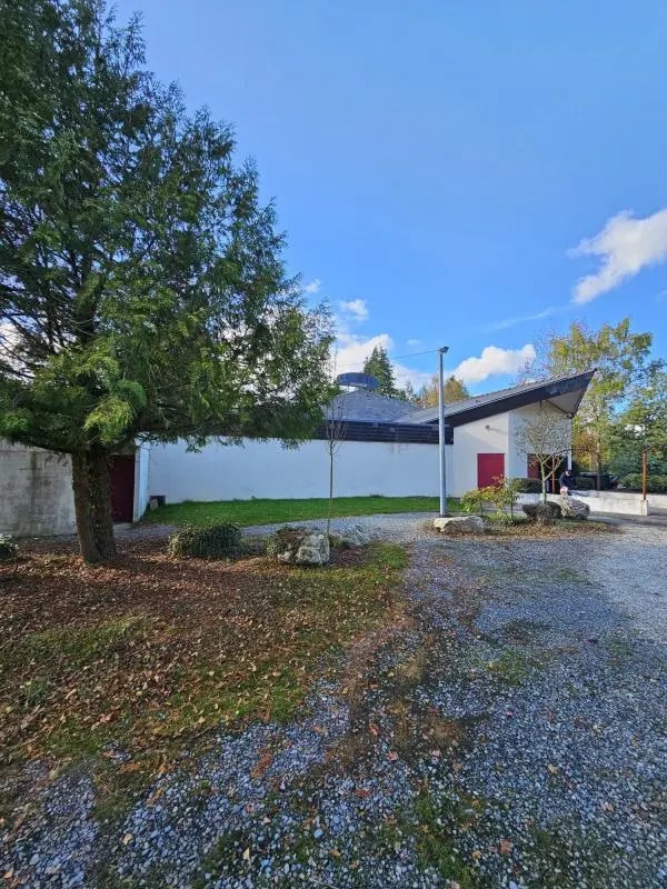 Flex in VAL D'ANAST for sale Building Photo- Image 1 of 10