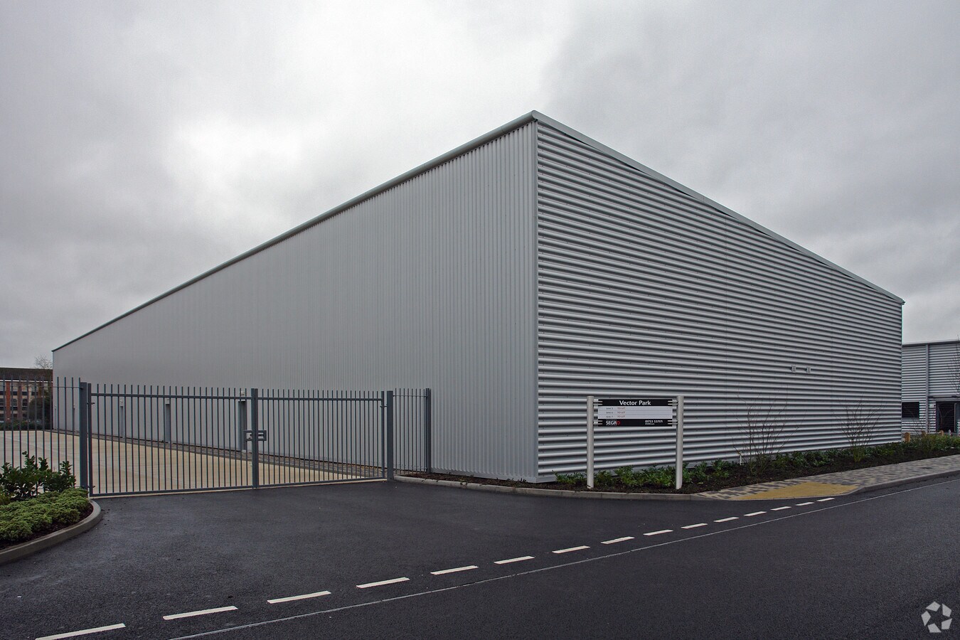 Forest Rd, Feltham, LND TW13 7DY