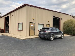 1013 Pea Ridge Rd, New Hill, NC for lease Building Photo- Image 1 of 1