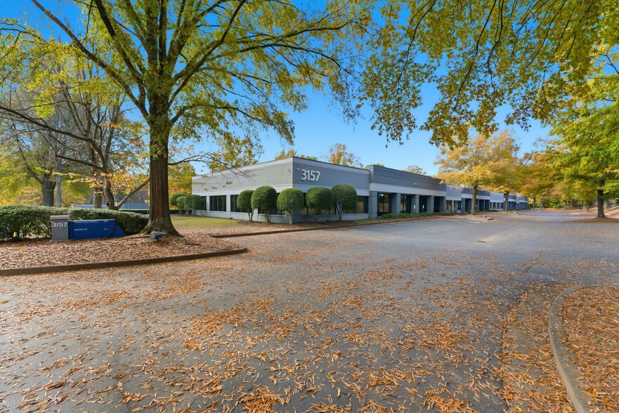 3159 Royal Dr, Alpharetta, GA for lease - Building Photo - Image 3 of 9