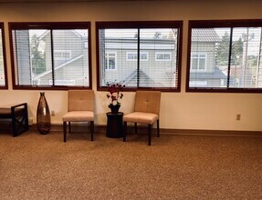 614 Harrison St, Sumner, WA for lease Building Photo- Image 2 of 5