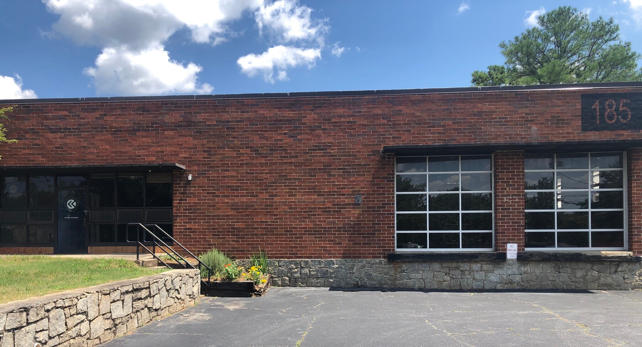 185 Laredo Dr, Decatur, GA for sale Building Photo- Image 1 of 1