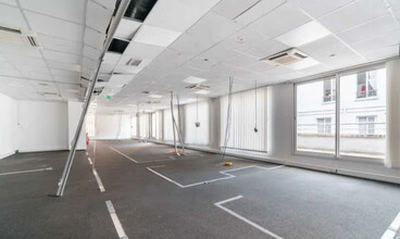 11 Rue Du Faubourg Poissonnière, Paris for lease Interior Photo- Image 1 of 10