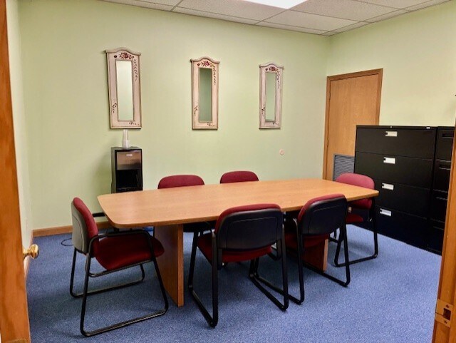 120 W Center St, West Bridgewater, MA for lease Interior Photo- Image 1 of 4