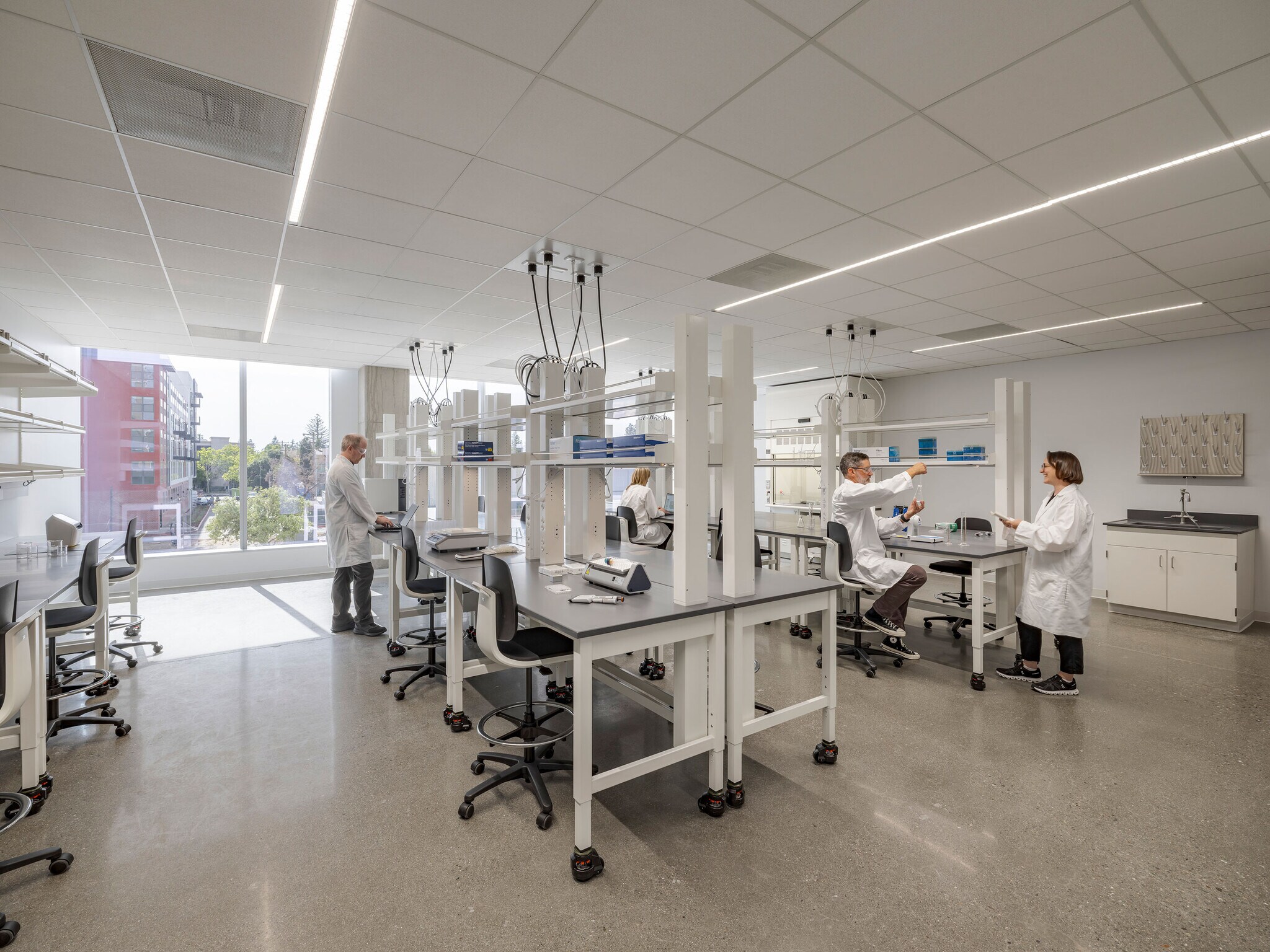 200 Aggie Sq, Sacramento, CA for lease Interior Photo- Image 1 of 14