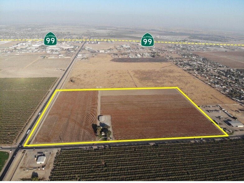 2918 S Pratt St, Tulare, CA for sale - Aerial - Image 2 of 7