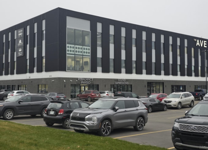 2501 Jasper Av, Saskatoon, SK for lease Building Photo- Image 1 of 1