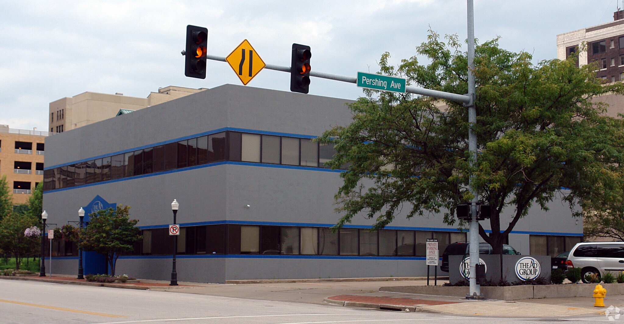 230 E 2nd St, Davenport, IA for sale Primary Photo- Image 1 of 1