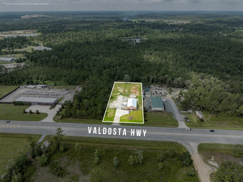 19358 Valdosta Hwy, Valdosta, GA for lease - Building Photo - Image 2 of 27