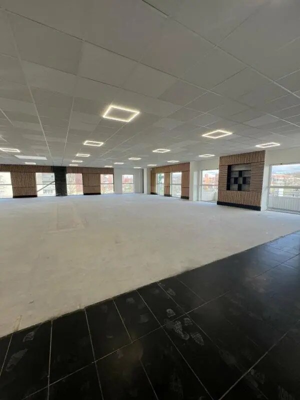 Office in Colomiers for lease Building Photo- Image 1 of 6