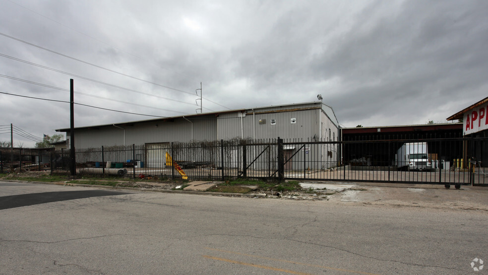 1810 Milby St, Houston, TX for lease - Building Photo - Image 3 of 3