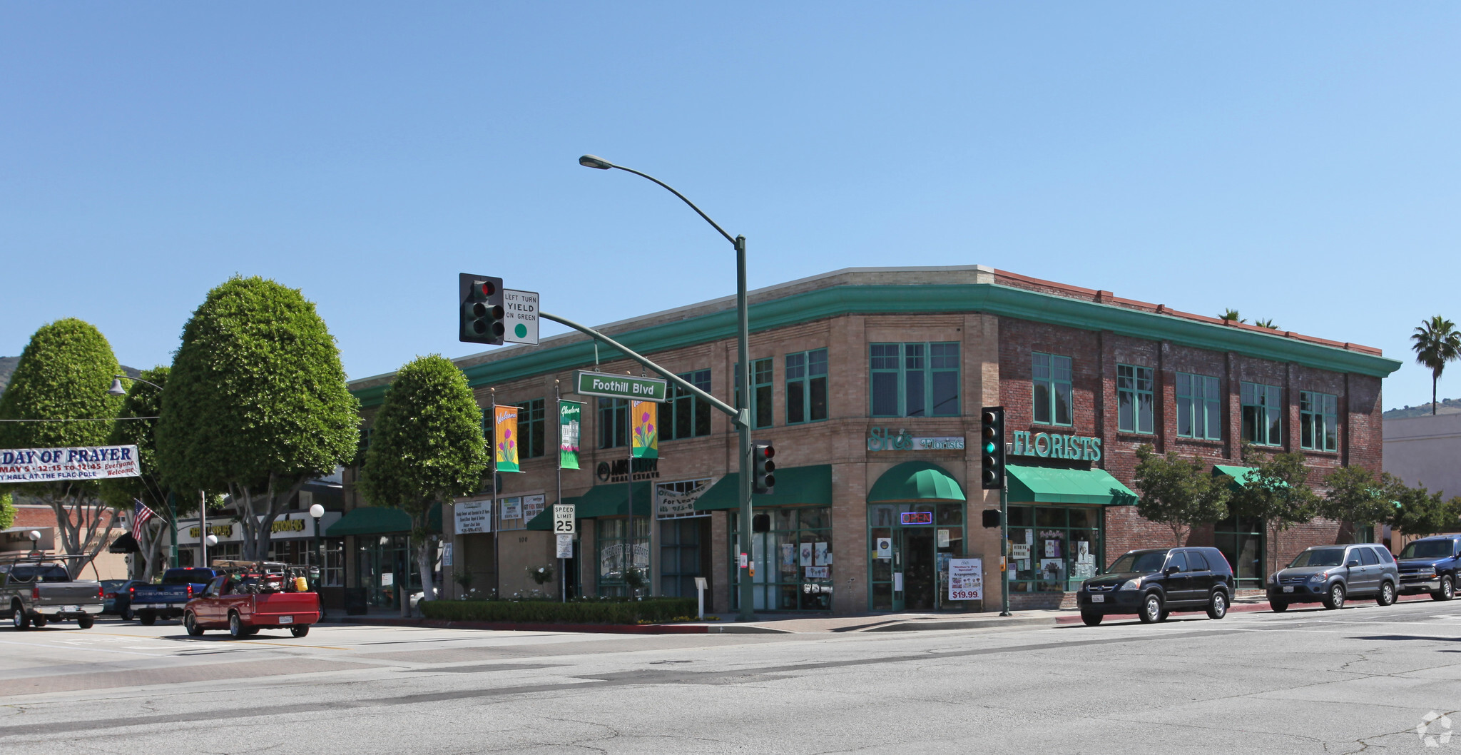 100-108 N Glendora Ave, Glendora, CA for sale Primary Photo- Image 1 of 1