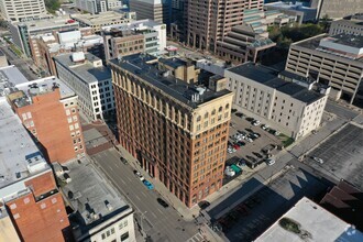 8 E Long St, Columbus, OH - aerial  map view