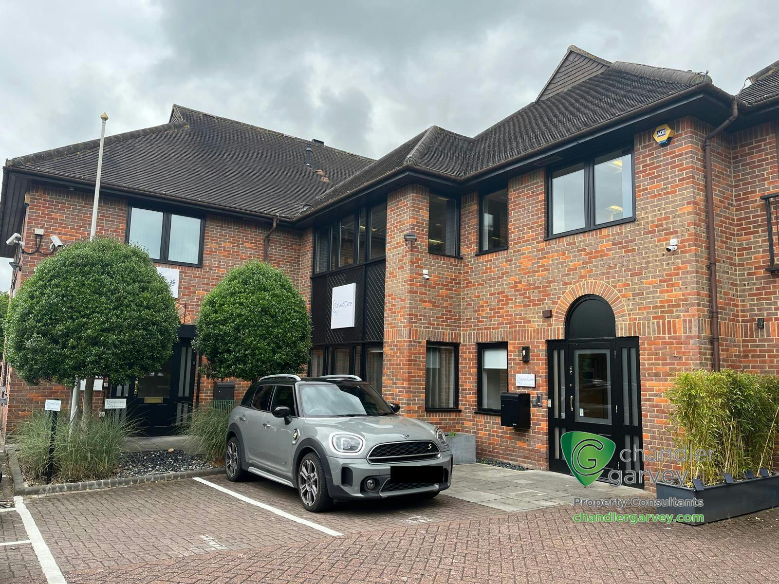 London Rd, Amersham for sale Building Photo- Image 1 of 1