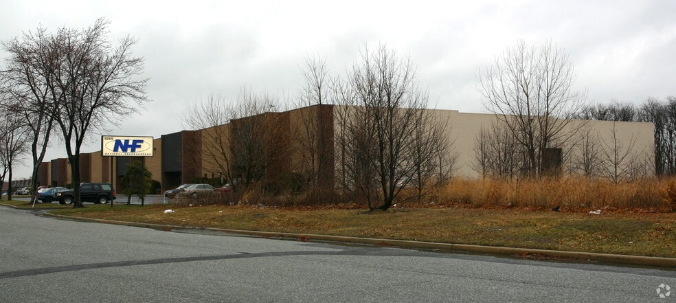 1065-1085 Thomas Busch Memorial Hwy, Pennsauken, NJ for lease - Building Photo - Image 2 of 8