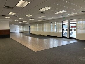 901 S Rancho Dr, Las Vegas, NV for lease Interior Photo- Image 2 of 11