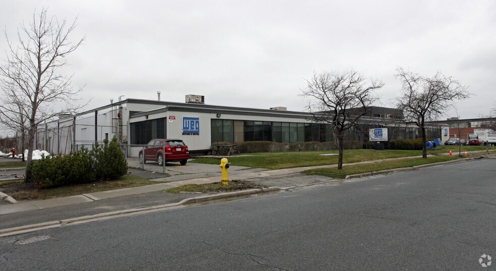 64 Samor Rd, Toronto, ON for sale - Primary Photo - Image 1 of 1