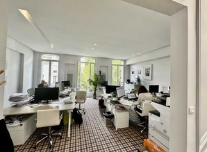 10 Villa D'Eylau, Paris for lease Interior Photo- Image 2 of 7