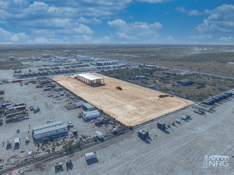 10318 West County Road 157, Midland, TX for lease - Building Photo - Image 3 of 17