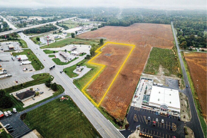 6605 Dixie Hwy, Bridgeport, MI for sale - Building Photo - Image 2 of 3