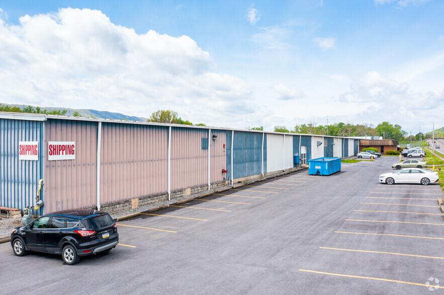 1501 W 3rd St, Williamsport, PA for lease - Building Photo - Image 3 of 35