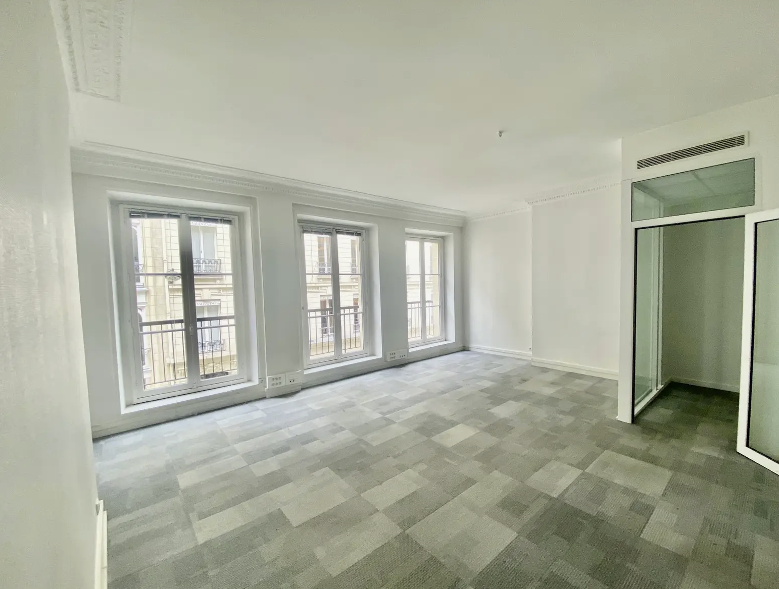 10 Rue Saint-Florentin, Paris for lease Interior Photo- Image 1 of 6