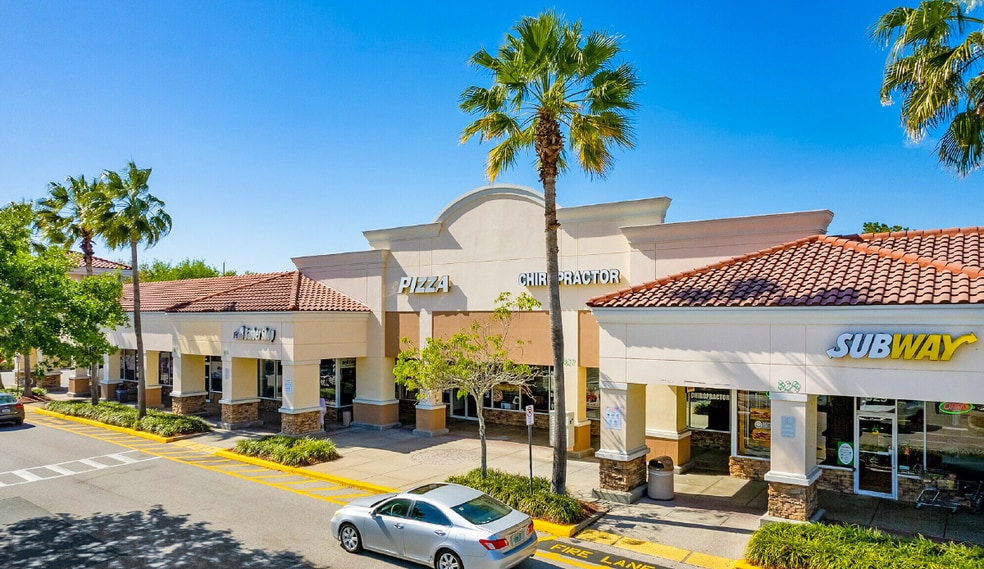 809-839 Cypress Pky, Poinciana, FL for lease - Building Photo - Image 3 of 7